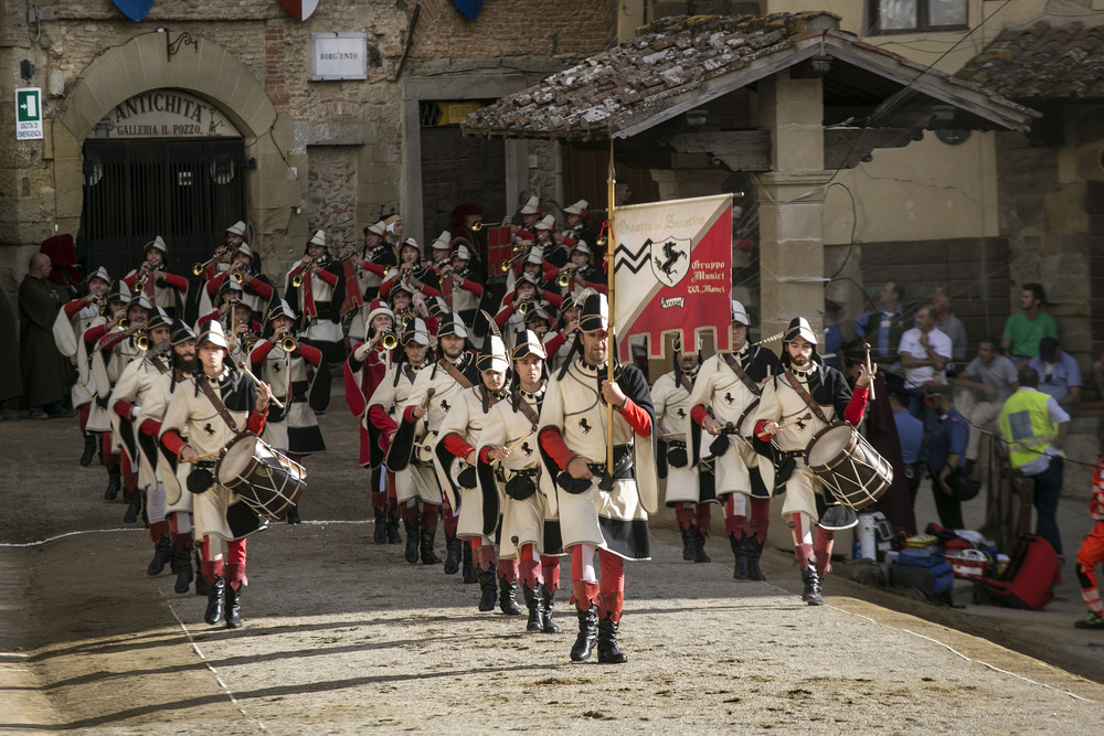 arezzo medieval city in tuscany tourism italy