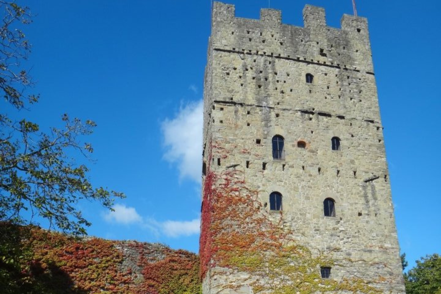 Castello di Porciano tour in Casentino Italia Turismo